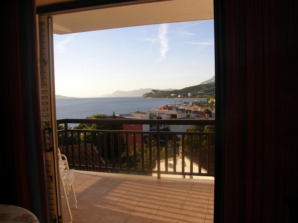 Apartments Mandic Tučepi Rom bilde